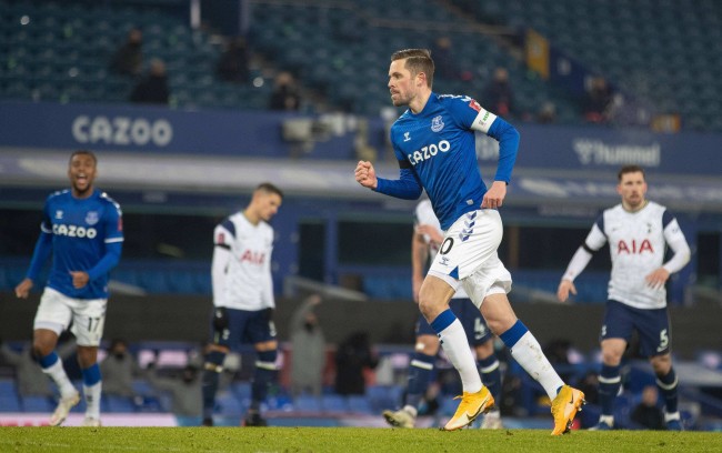 进克里斯蒂 进克里斯蒂